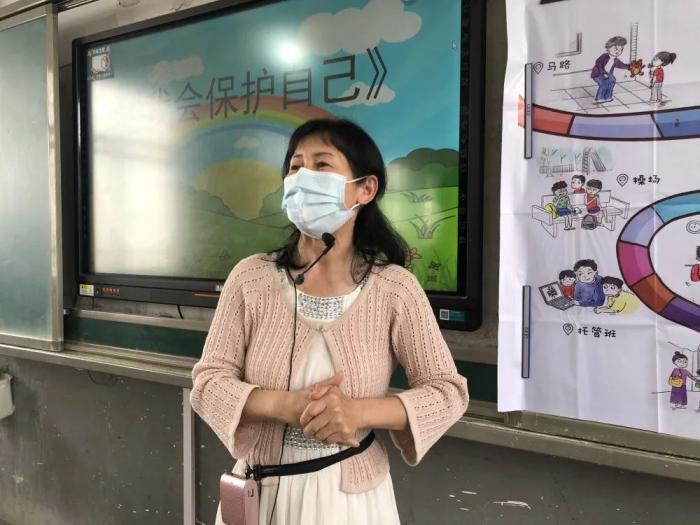 法制进课堂2.jpg
