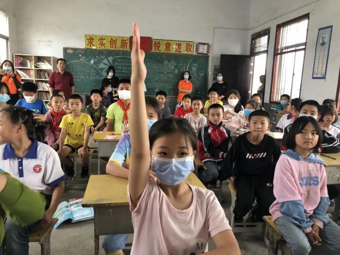 法制进课堂4.jpg