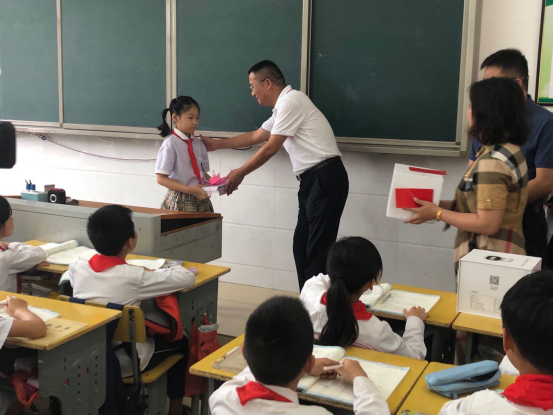 六一3.jpg