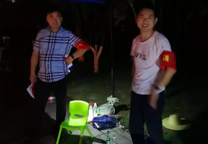02.jpg