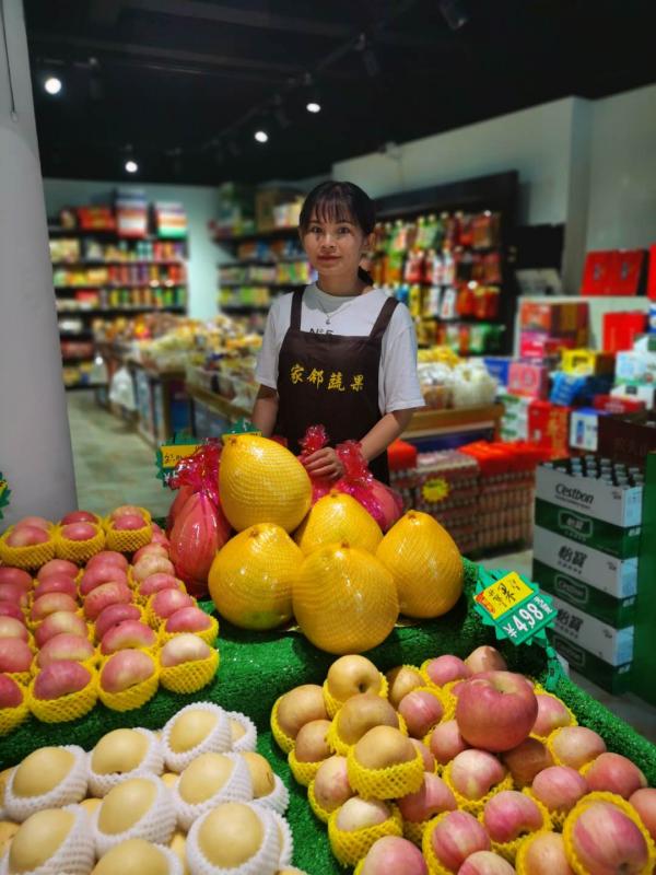 盘佳玲.jpg