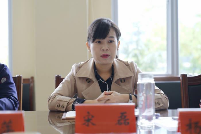 会议现场1.jpg