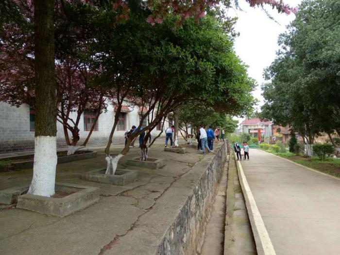 清洁路面.jpg