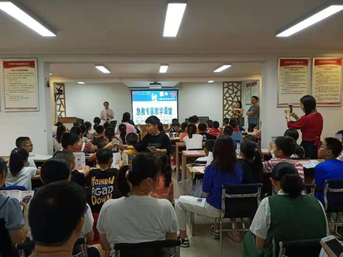 湘莲社区1.jpg