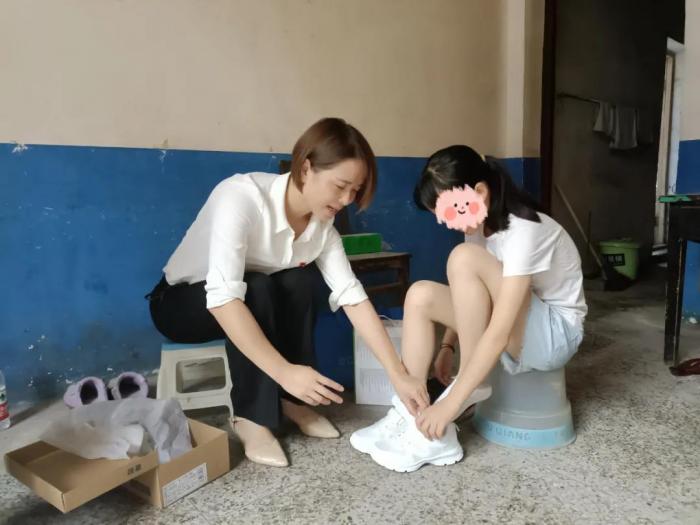 01.jpg