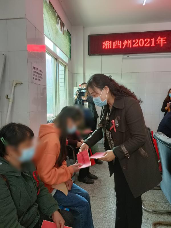 张明.jpg